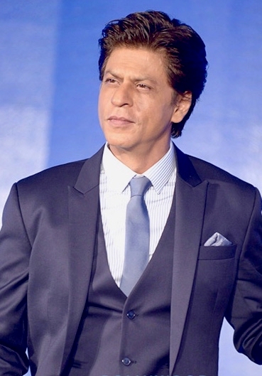 Shah Rukh Khan Said His Kid’s Reaction Makes It Awkward For Him To Watch His Film!!