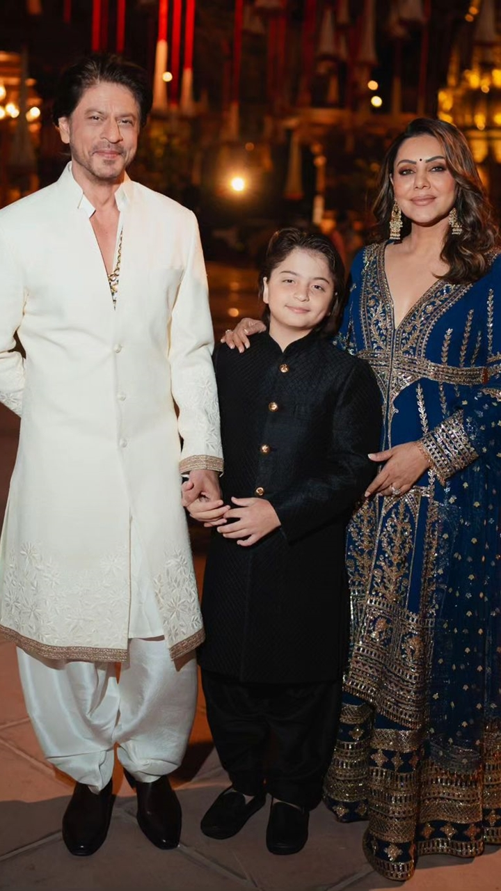 On The Final Day Of Anant Ambani And Radhika Merchant’s Pre-Wedding Shah Rukh Khan Danced With Gauri Khan!!