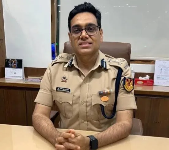 Manoj Kumar Sharma (IPS) Age, Biography, Wife, Family, Wikipedia