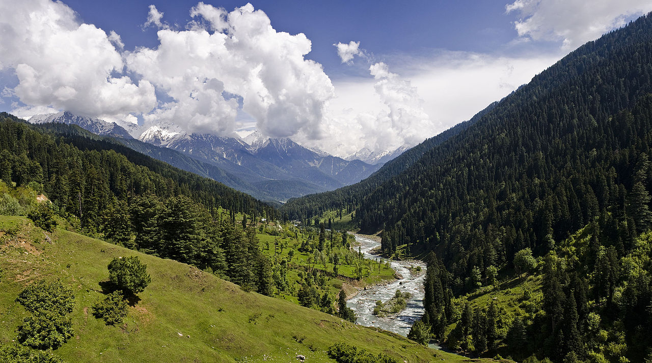 Top 10 Places To Visit In Kashmir In 2024