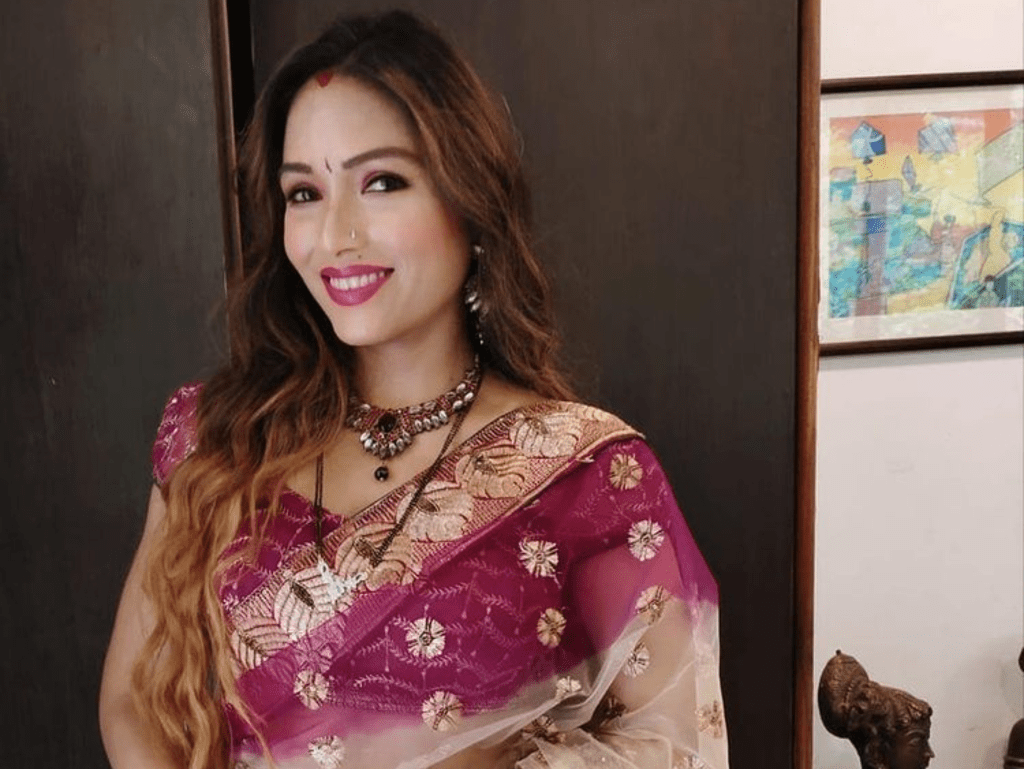 Zoya Rathore Biography, Age, Weight, Height, Career, Net Worth ...