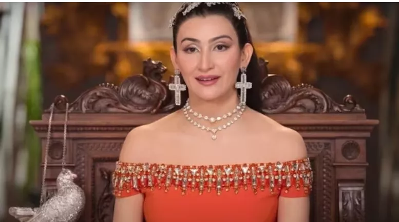 Shalini Passi Revealed That Her Music Teacher Got Angry After Watching Her Sing On The Show!!!