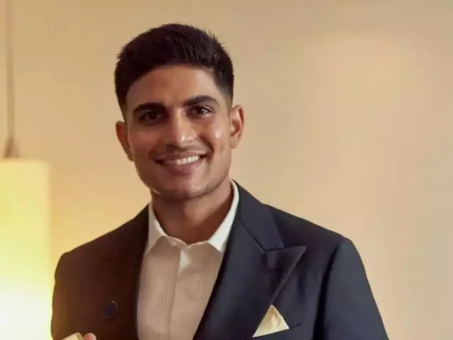 Top 10 Unmarried Cricketers Till 2025