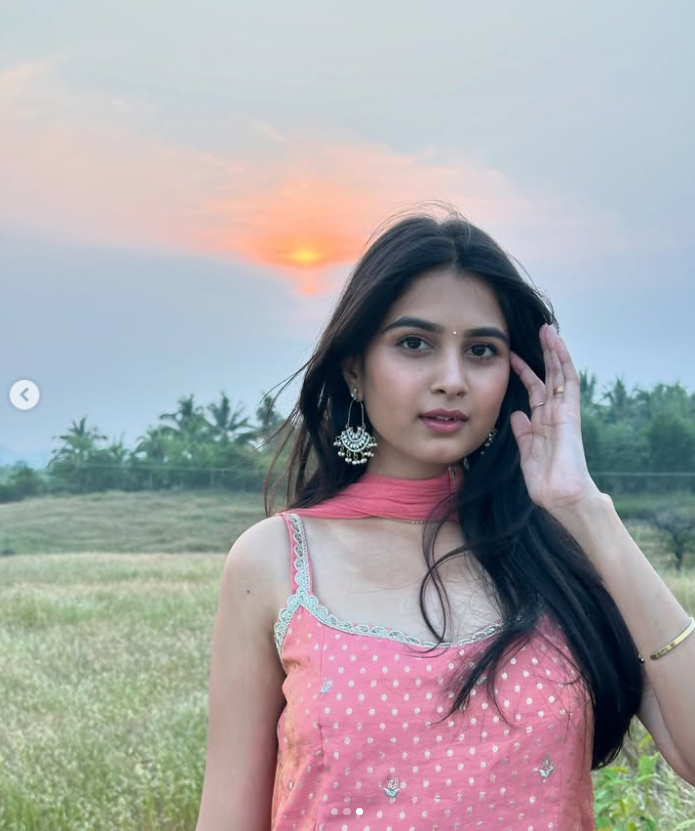 Instagram Star Srushti Ambavale Age, Biography, Hometown