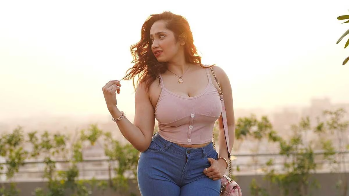 Aditi Mistry biography Indian Fitness Model and Actress Biography, Age, Height, Career, Net Worth