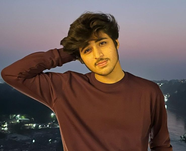 Raj Grover Age, Height, Sister Name, Net Worth, Birthday