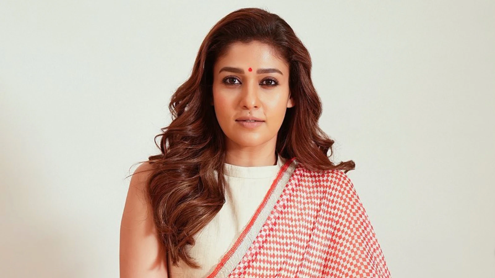 Nayanthara Age, Height, Weight, Biography, Affair, Family, Wiki, Net Worth In 2025