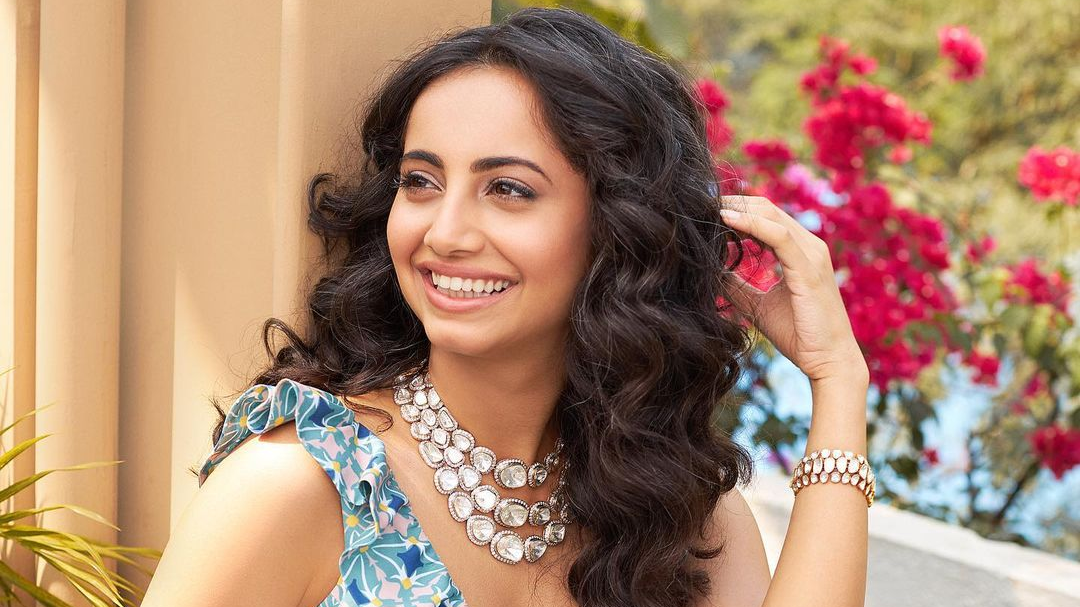 Alekha Advani Biography In 2026