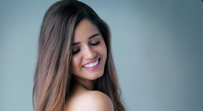Hair Smoothing at Home Everything You Need to Know About Cost, Benefits, and Risks in 2026